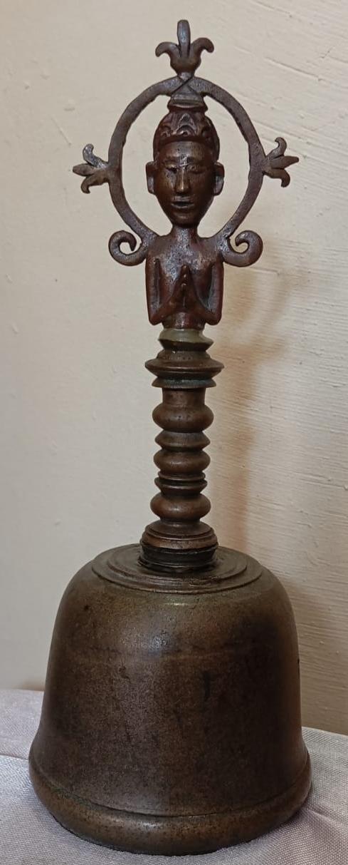 Genta Teratai Buddha